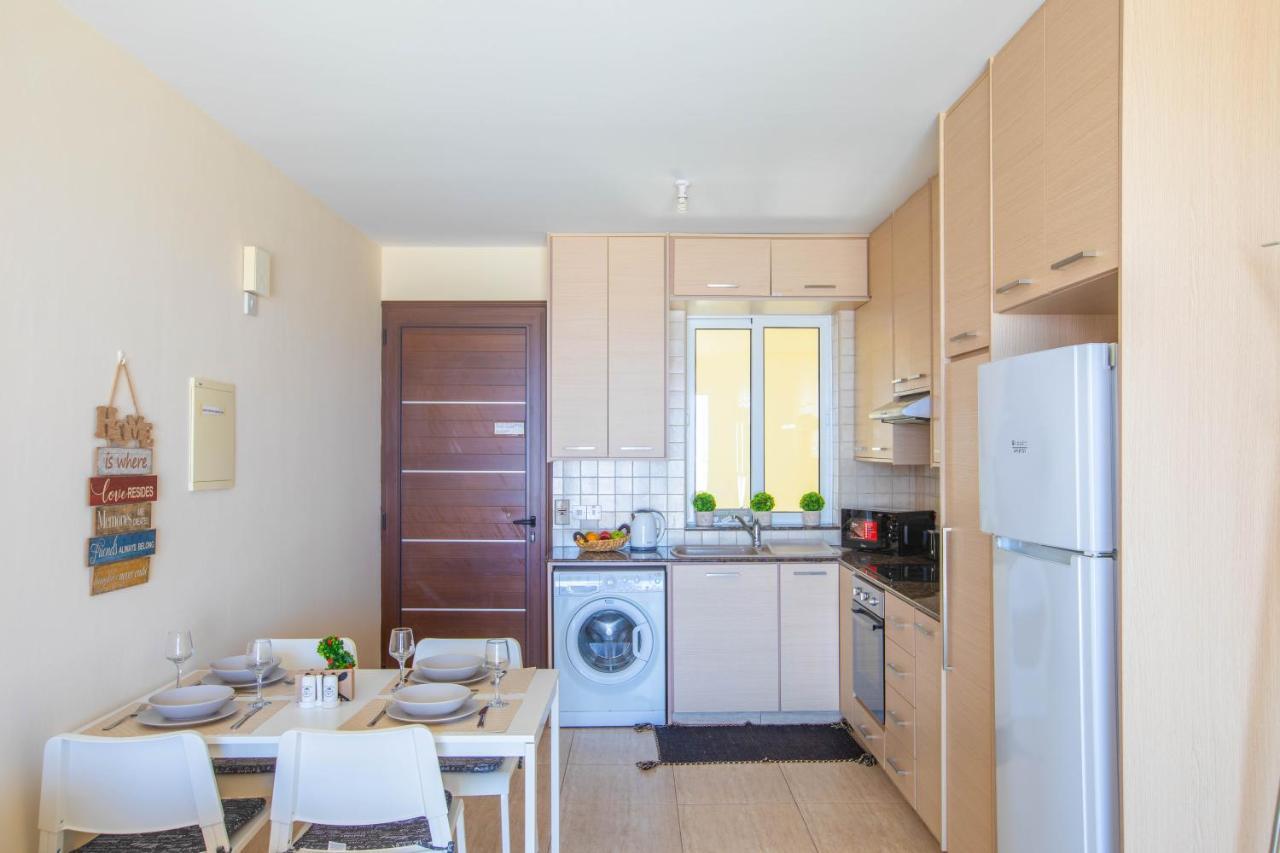 פרוטאראס Panayia Sea View Apts מראה חיצוני תמונה